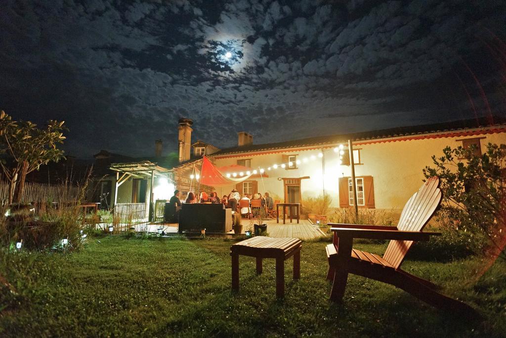Logis Hotel Restaurant La Barguillere Saint-Pierre-de-Riviere Luaran gambar