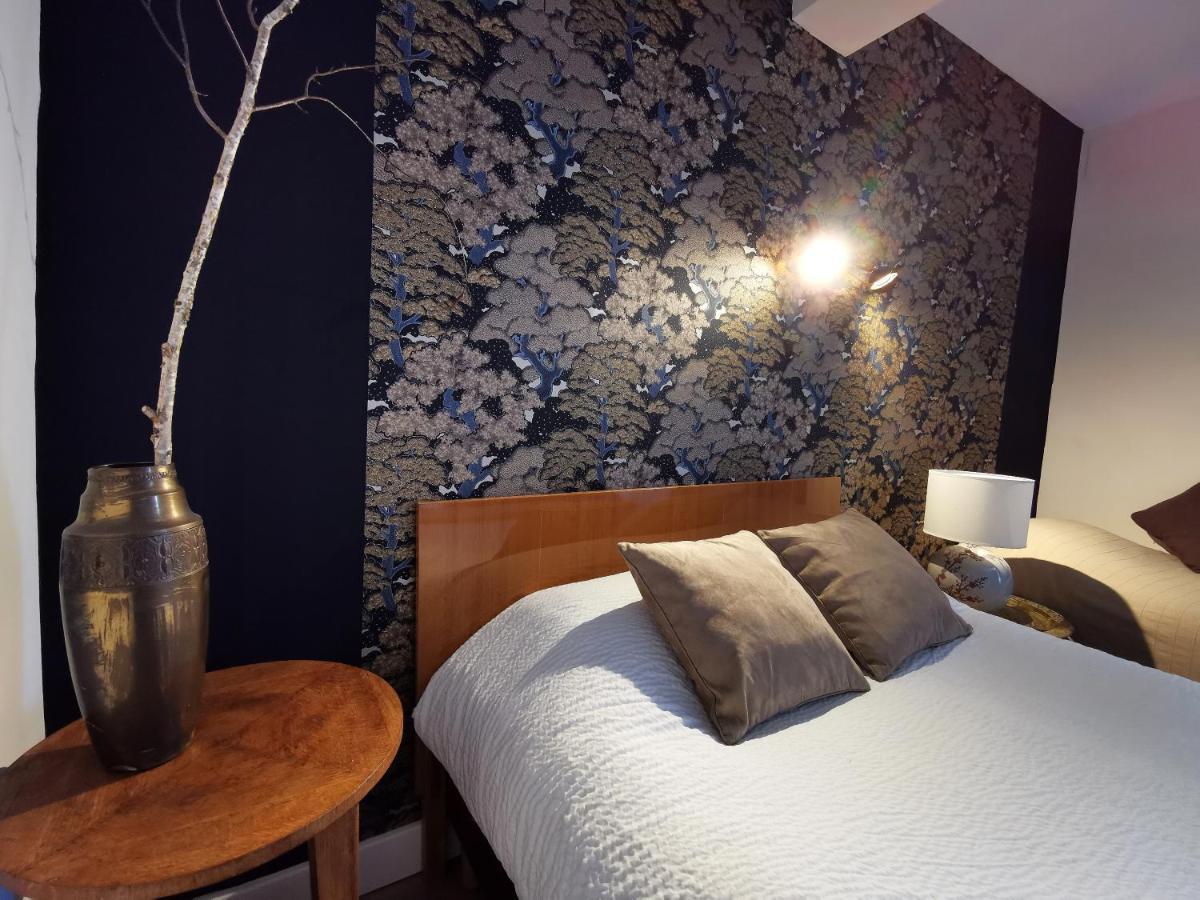 Logis Hotel Restaurant La Barguillere Saint-Pierre-de-Riviere Luaran gambar