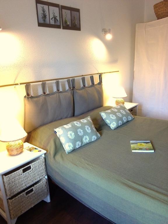 Logis Hotel Restaurant La Barguillere Saint-Pierre-de-Riviere Luaran gambar